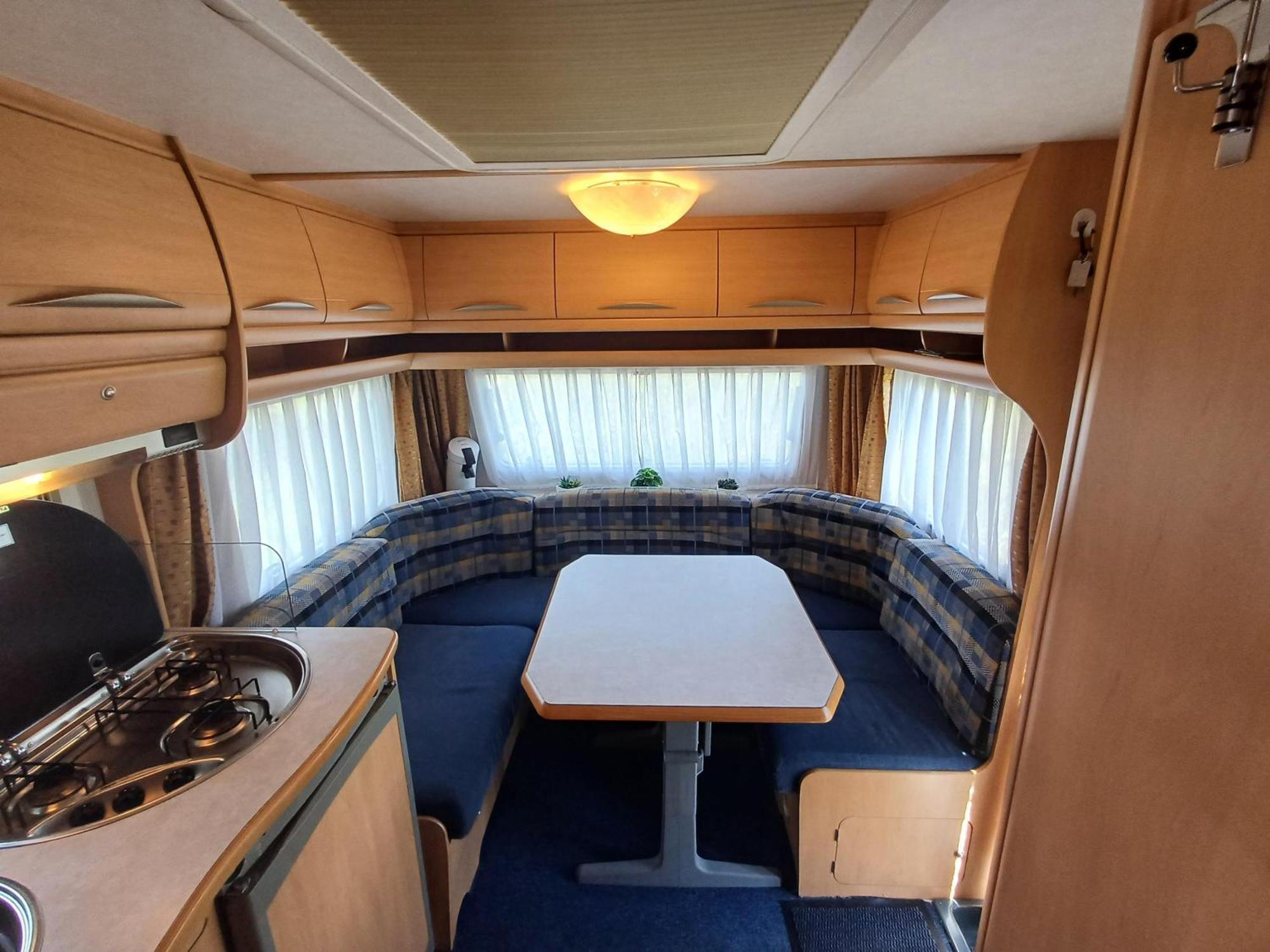 Caravan Petiet Buren  Eksteriør billede